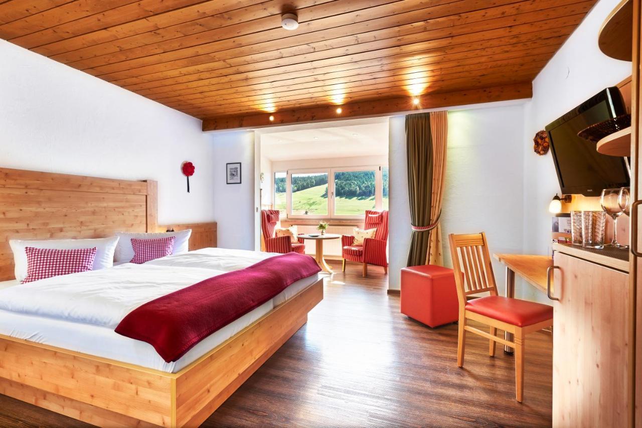 Hotel Engel - Familotel Hochschwarzwald Todtnauberg Exterior photo