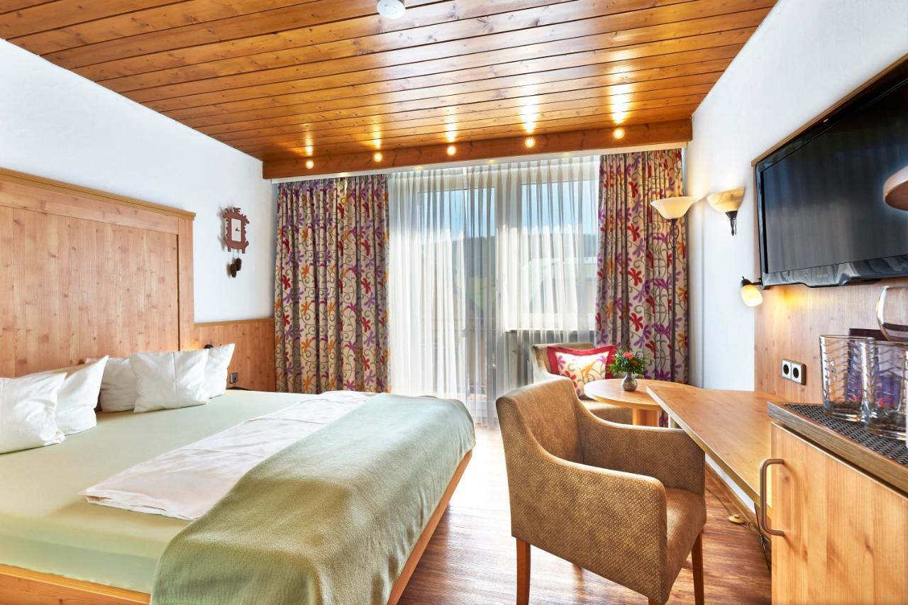 Hotel Engel - Familotel Hochschwarzwald Todtnauberg Exterior photo